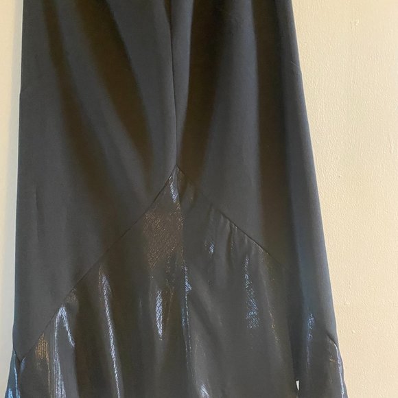 Long Black skirt - Picture 9 of 12